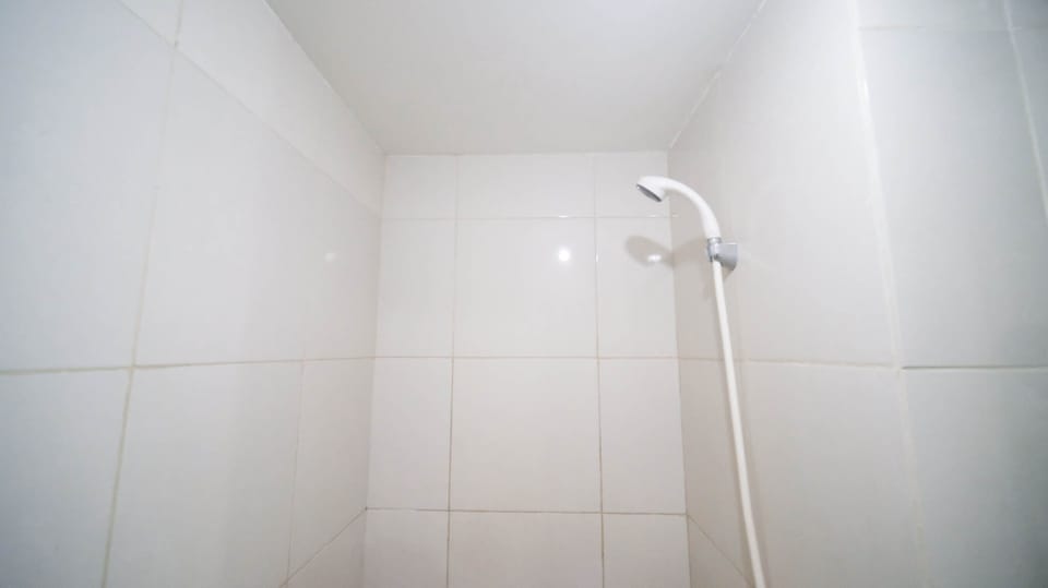 Modern And Cozy Stay Studio Apartment At Tanglin Supermall Mansion Apartment in Surabaya