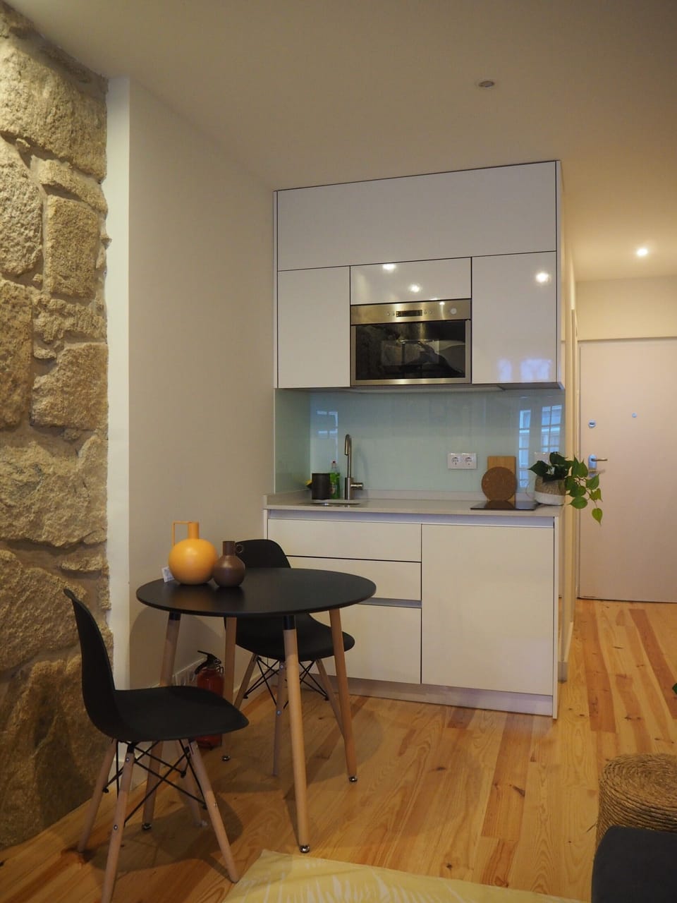 Standard Double Room, 1 Queen Bed with Sofa bed | Private kitchenette | Fridge, microwave, stovetop, espresso maker