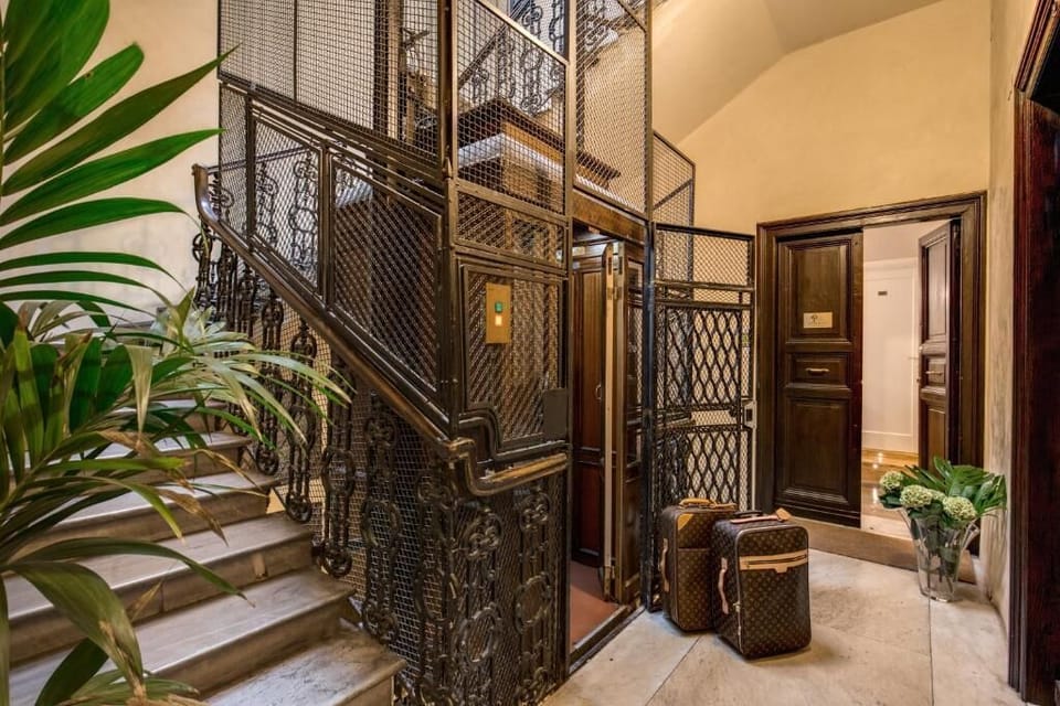 Elevator