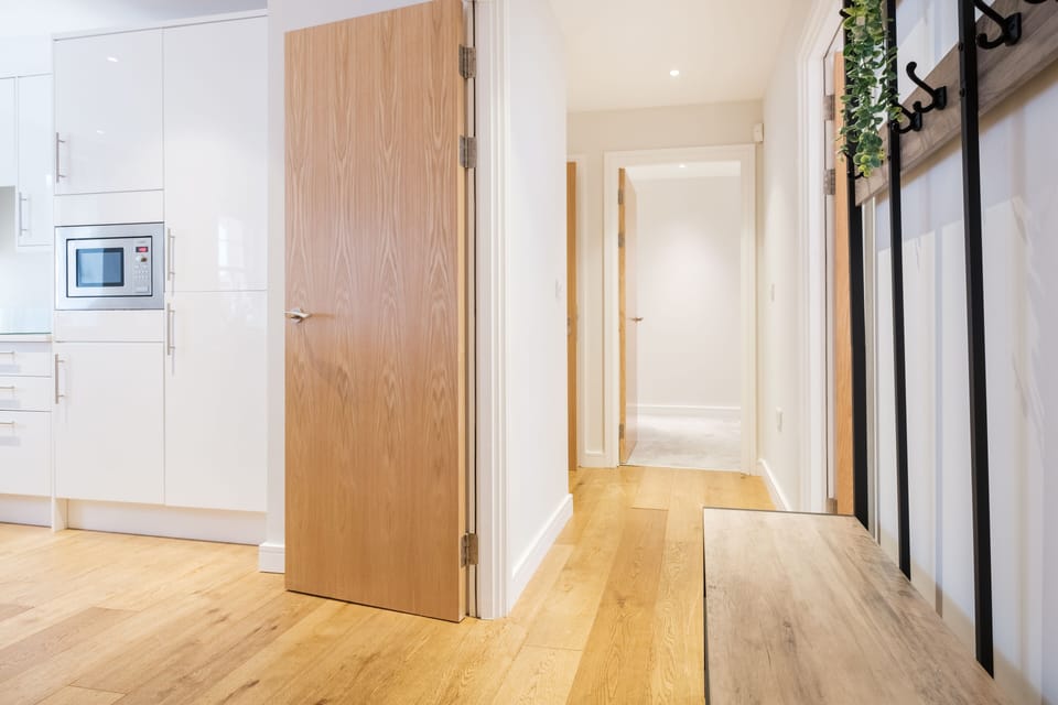 City Apartment, 2 Bedrooms, Non Smoking | Living area | 40-inch Smart TV with cable channels, TV, heated floors