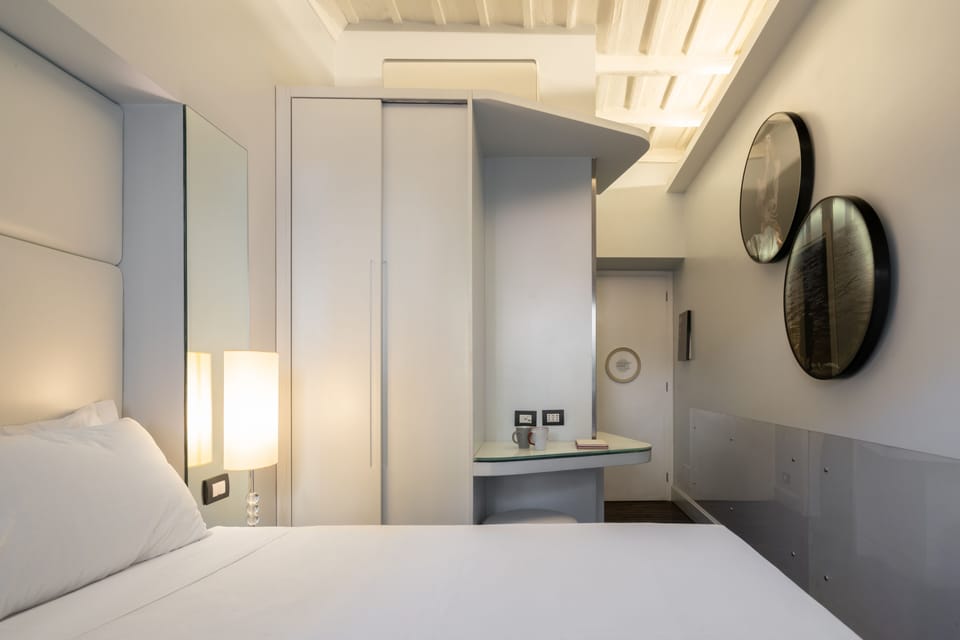 Superior Double Room | In-room safe, soundproofing, iron/ironing board, free WiFi