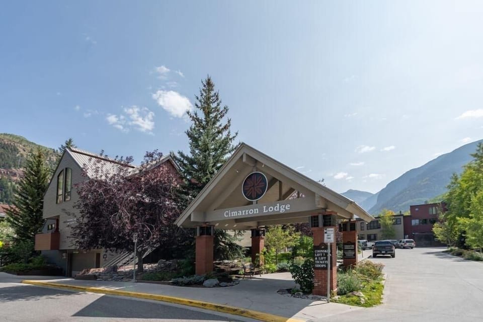 Condo, 2 Bedrooms | Exterior