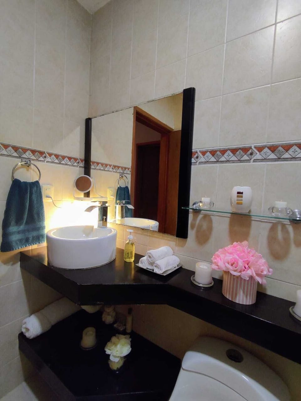 Shower, towels
