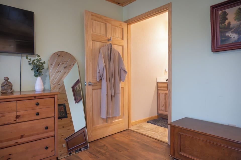 Full length mirror and bathrobe!