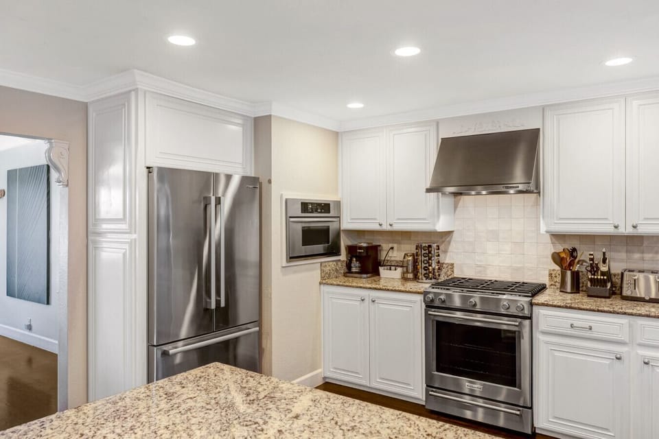 ​​Stocked kitchen for preparing family meals. New range oven (2025), new dishwasher (2025), new refrigerator/freezer (2023).