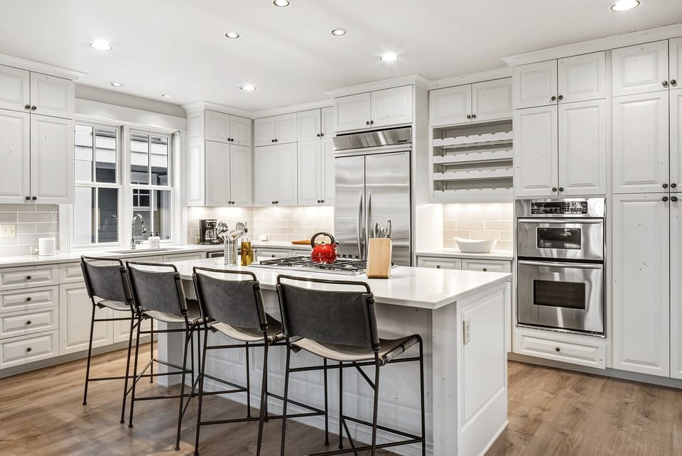 House, 4 Bedrooms | Private kitchen | Coffee/tea maker, fridge, oven, toaster
