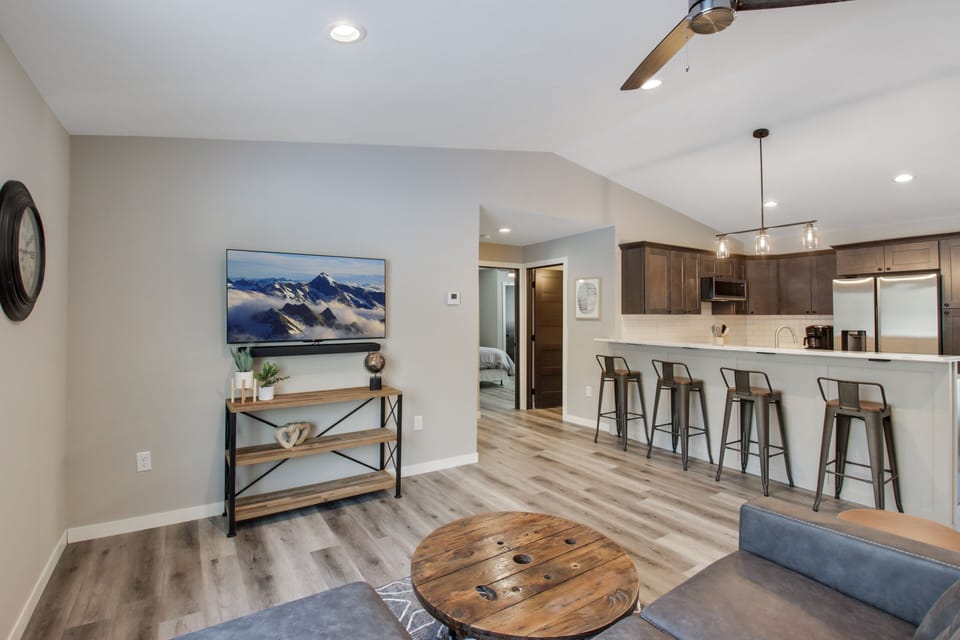 Bedrooms, laundry & bathroom off great room