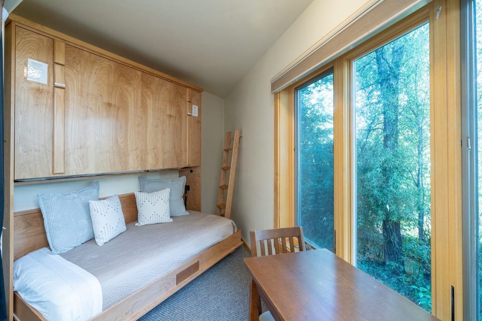 Condo, 4 Bedrooms | Interior