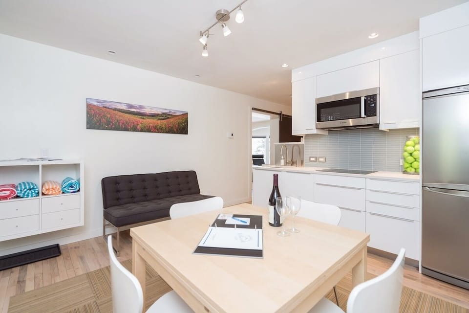 Condo, 1 Bedroom | Private kitchen | Fridge, coffee/tea maker, toaster