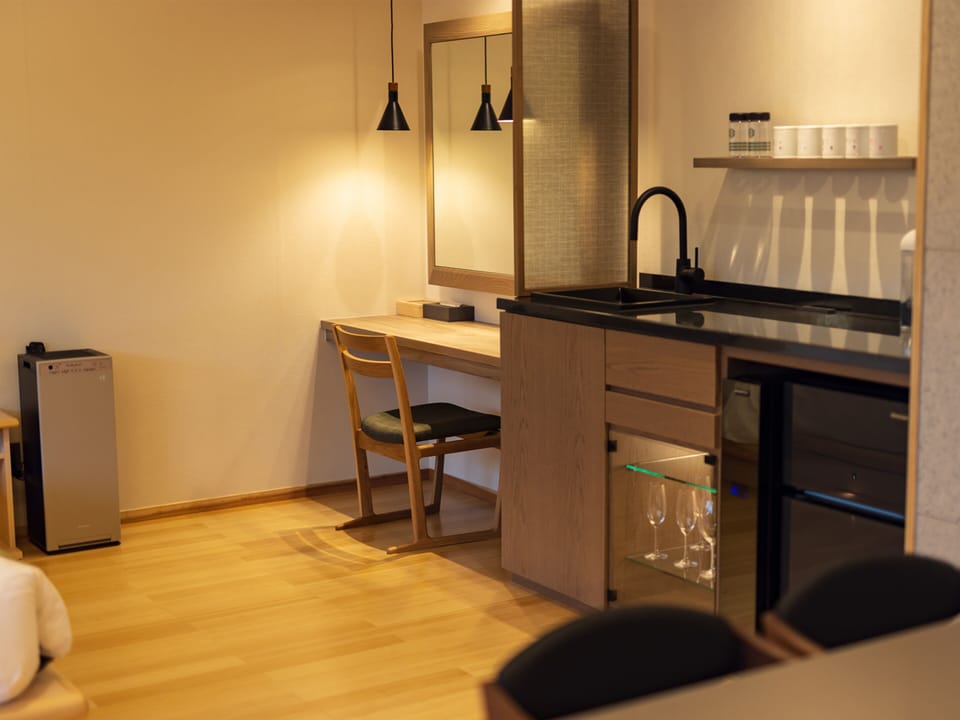 Premium Suite, Private Bathroom, Garden View | In-room safe, desk, WiFi (free), bed sheets
