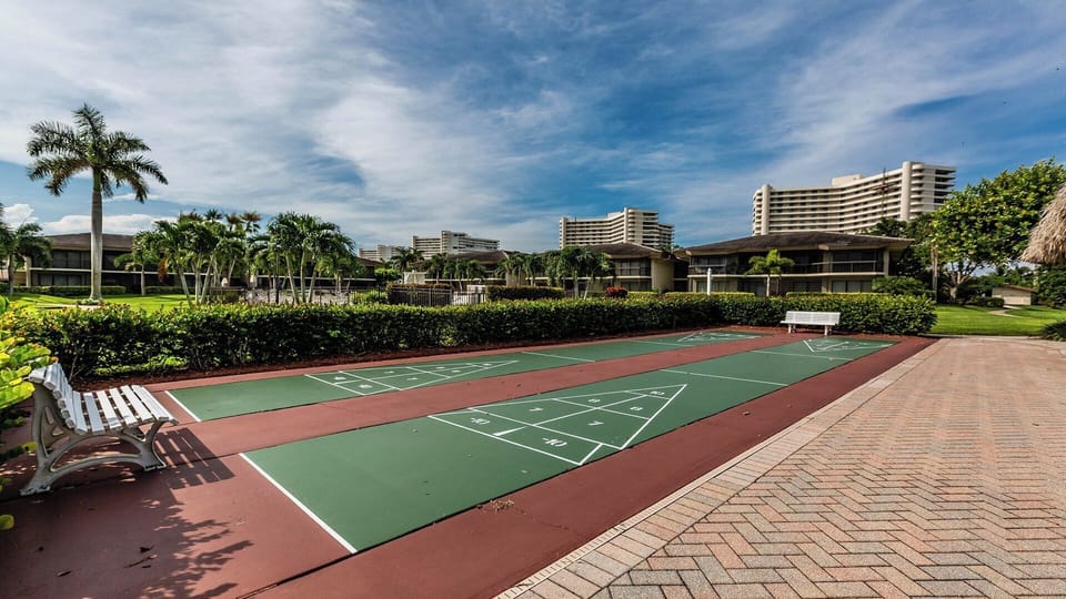 Sport court