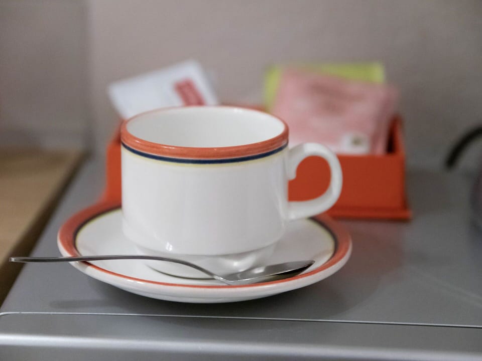Tableware, Serveware, Drinkware, Cup, Dishware, Porcelain, Coffee Cup, Ceramic, Pottery