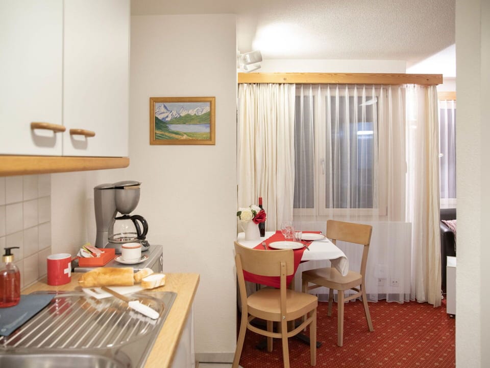 Furniture, Interior Design, Wall, Wood, Flooring, Room, Floor, Ceiling, Lighting, Apartment