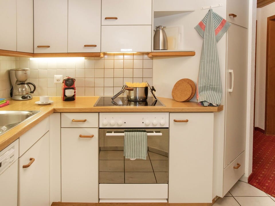Kitchen, Kitchen Appliance, Countertop, Major Appliance, Cabinetry, Furniture, Interior Design, Wood, Home Appliance, Flooring