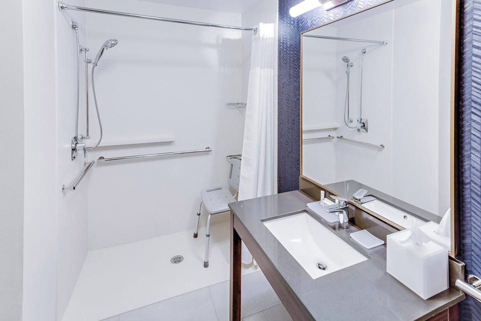 Free toiletries, hair dryer, towels