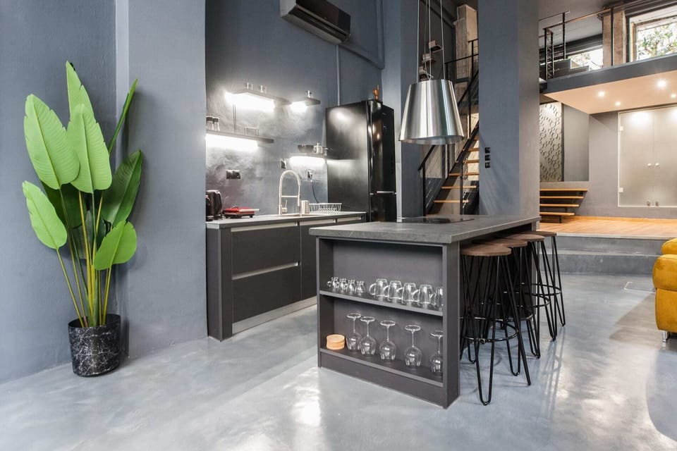 Apartment | Private kitchen | Full-size fridge, oven, stovetop, toaster