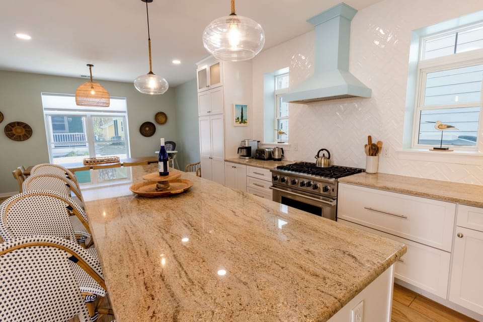 Main Level | Kitchen
