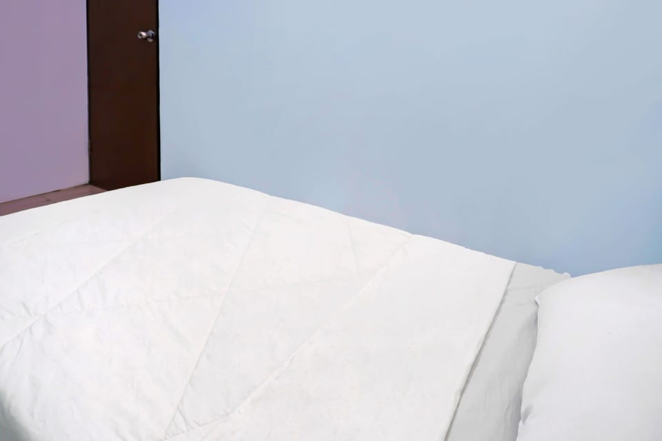 Economy Single Room | Desk, WiFi (free), bed sheets