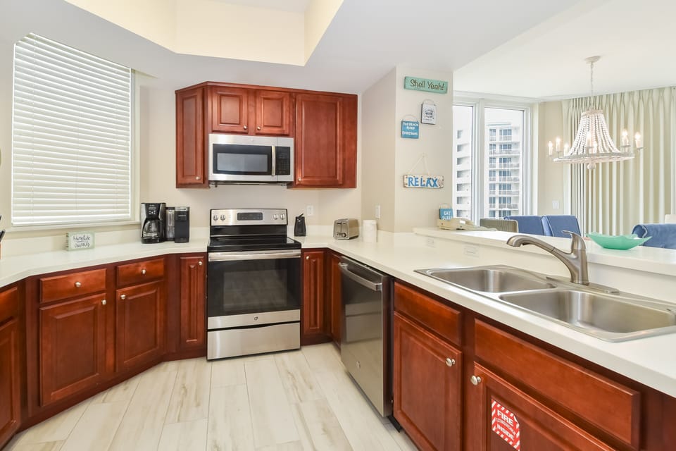 Silver Shells St. Lucia 901 - Kitchen
