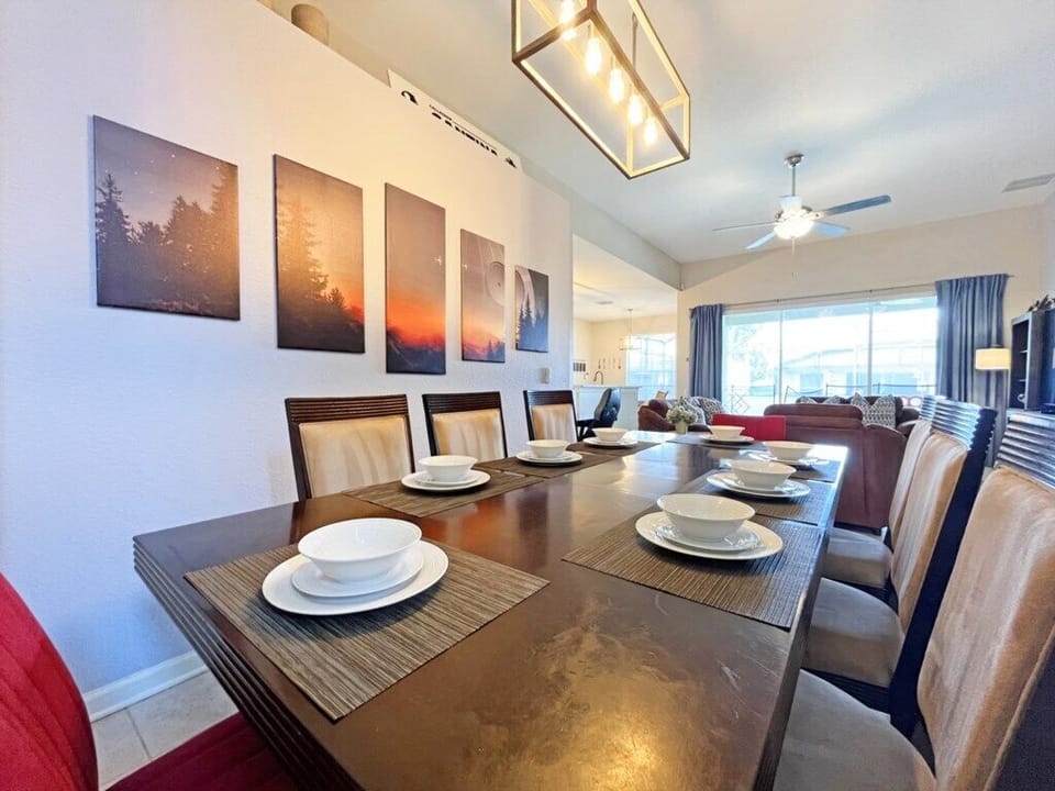 dining2.jpg