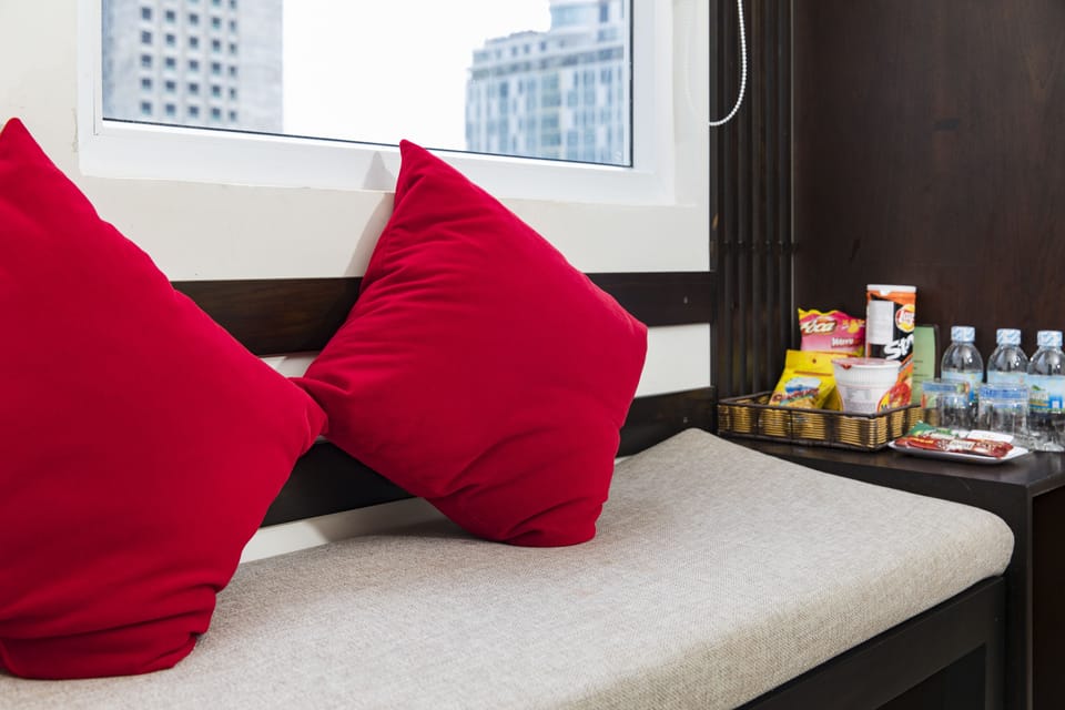 Deluxe Room | Street view
