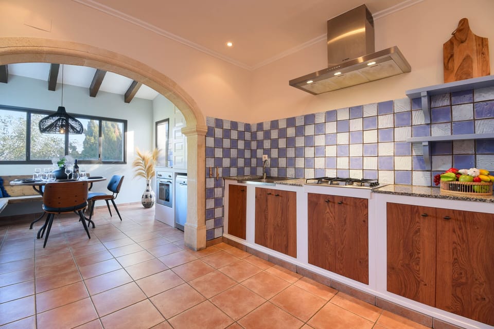 Open kitchen