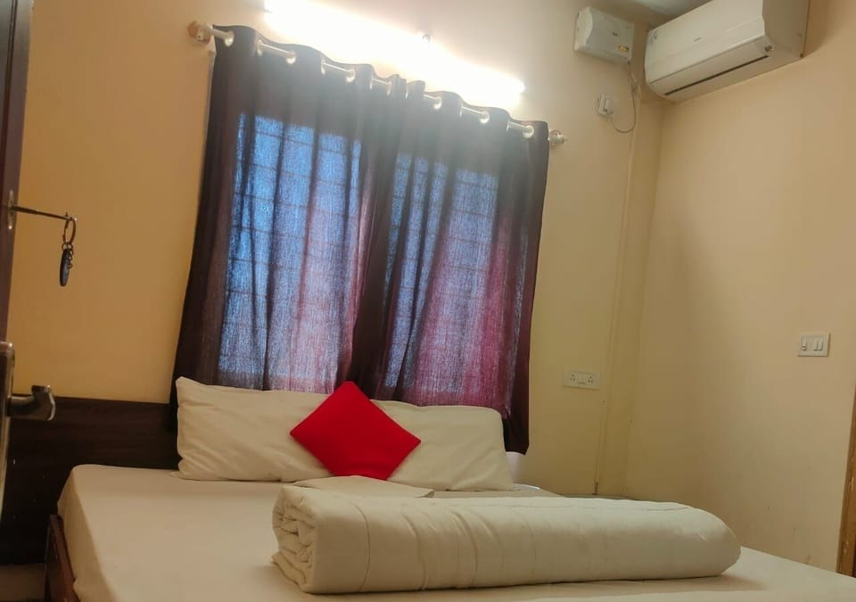 Standard Single Room | Free WiFi