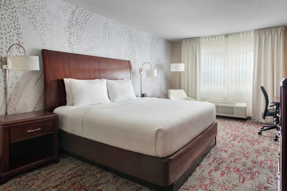 In-room safe, desk, laptop workspace, blackout drapes