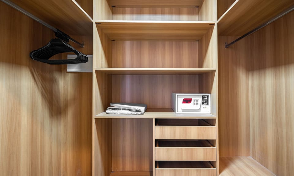 Apartment, 2 Bedrooms (2 Double Beds) | Room amenity