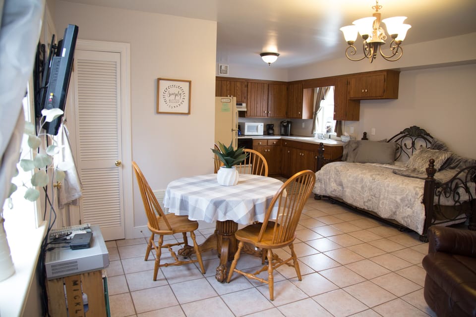 Dining/living area