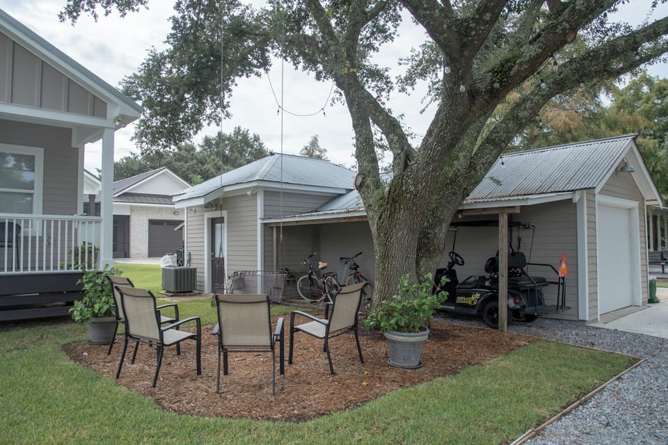 Outdoor Sitting Area