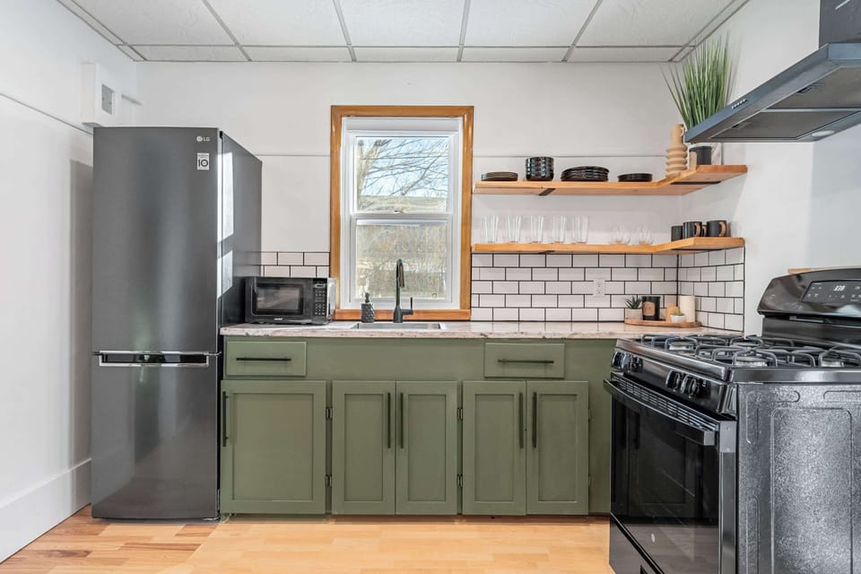 Fullstock Kitchen