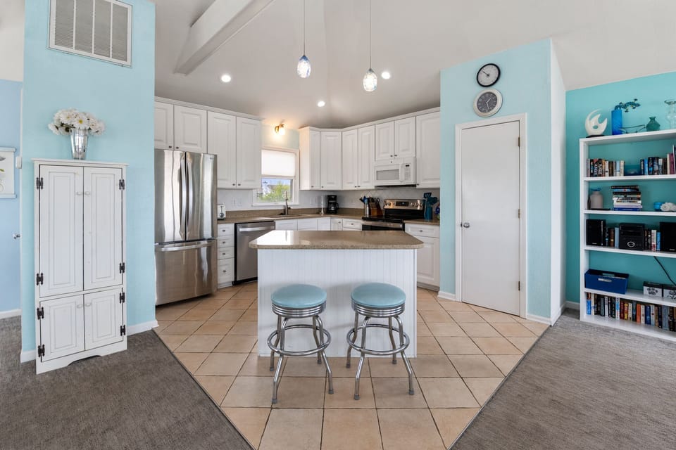 OSK13: Water Water Everywhere | Top Level Kitchen