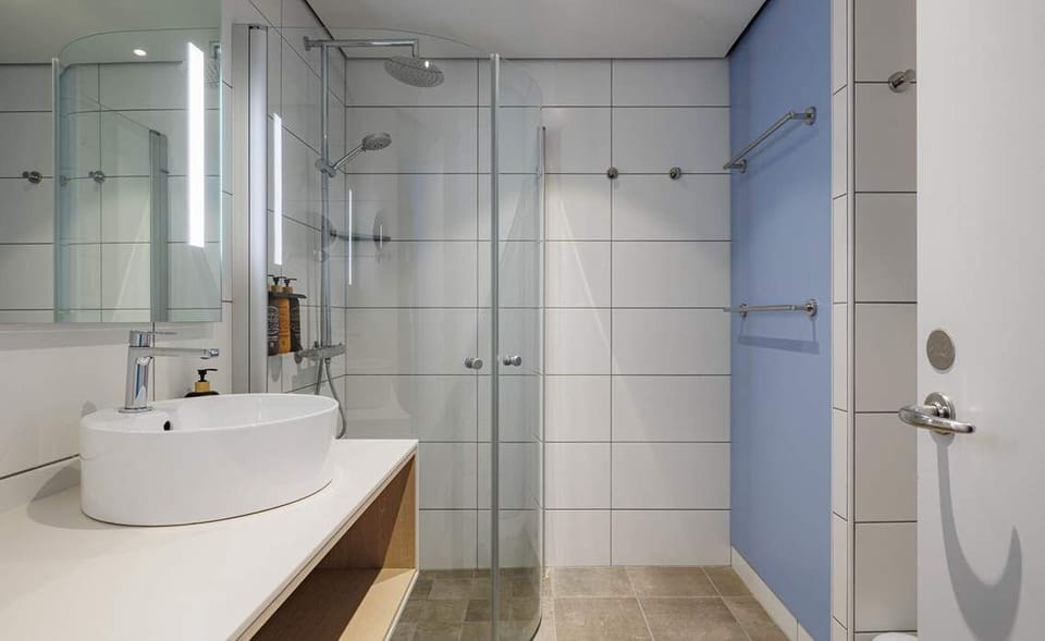 Shower, free toiletries, hair dryer, bathrobes