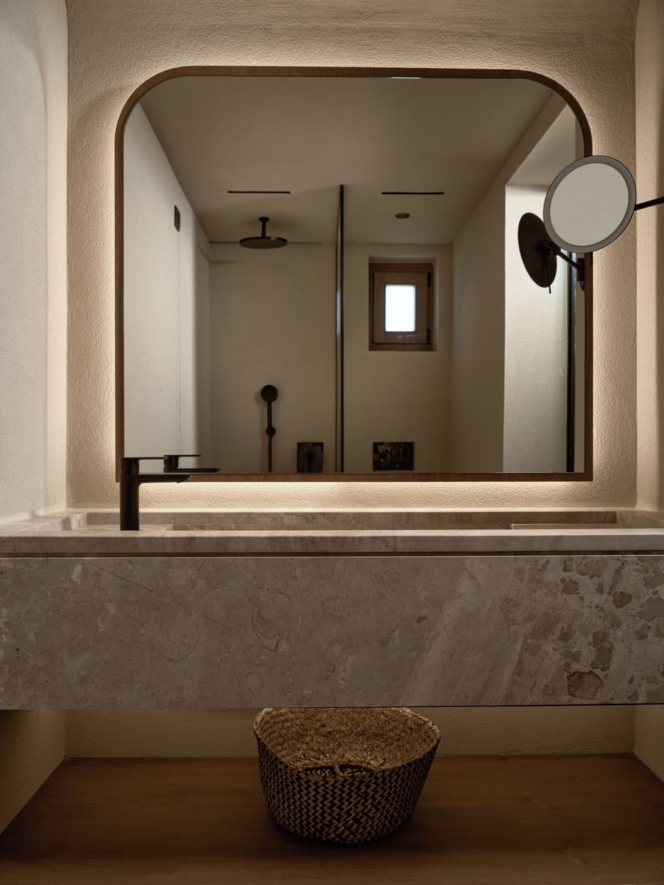 Aeon Suite Sea View | Bathroom | Shower, eco-friendly toiletries, hair dryer, bathrobes