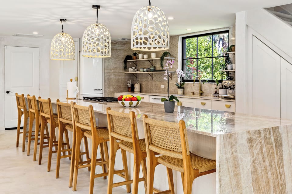 Dine at the breakfast bar!