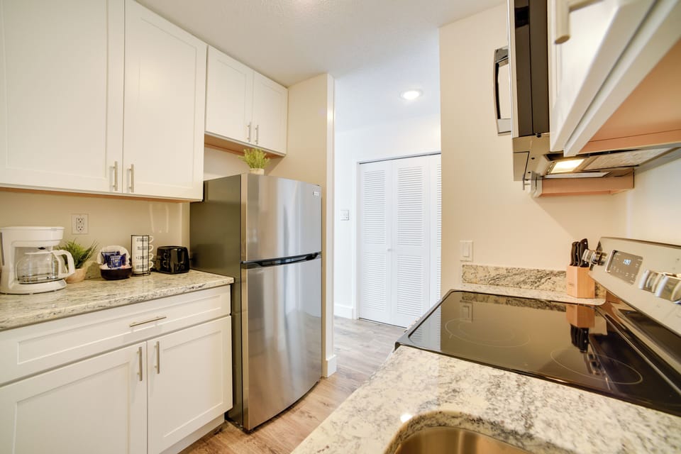 Kitchen | Blender | Drip Coffee Maker