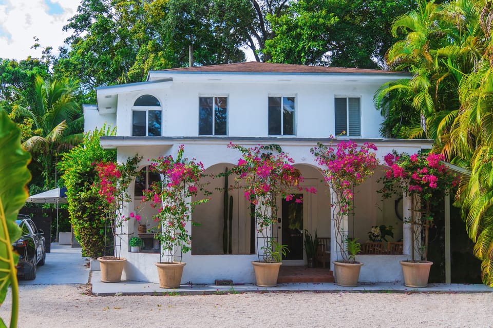 HOME EXTERIOR

