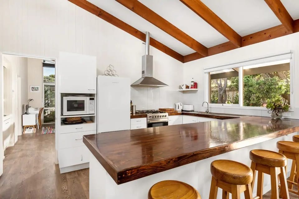 Open kitchen with appliances. Guest review: "Fantastic place for family holiday"