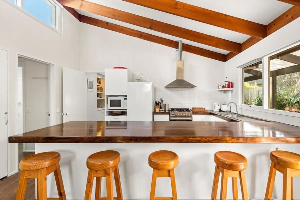 Open kitchen with appliances. Guest review: "Fantastic place for family holiday"