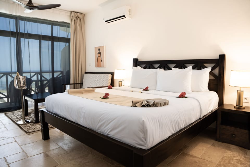 Egyptian cotton sheets, premium bedding, memory foam beds, minibar