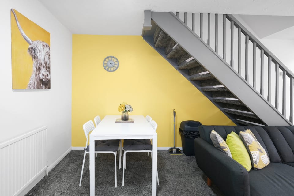 House, 1 Bedroom | 1 bedroom, bed sheets
