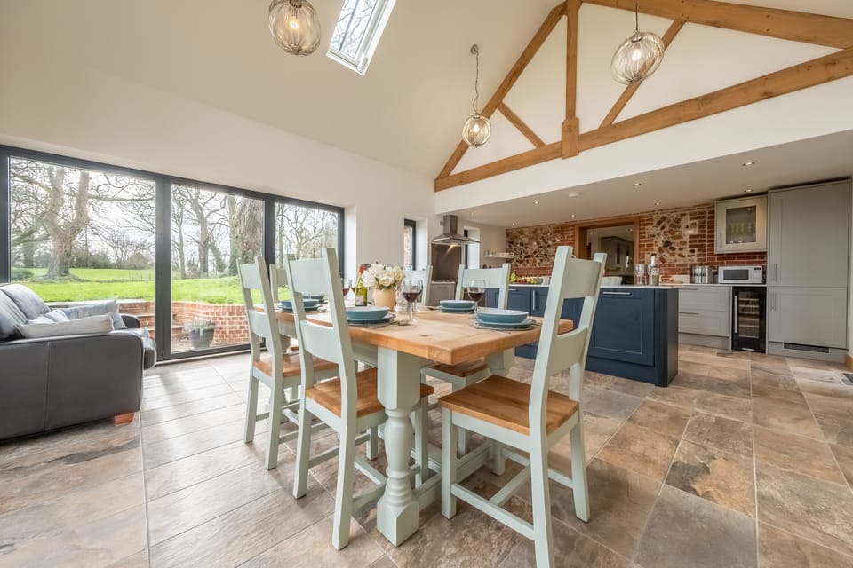 Waterside Barn, Binham: An overview of the spacious kitchen/diner
