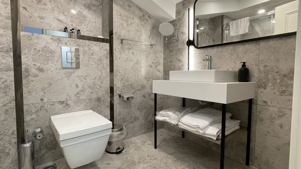 Executive Room with Terrace | Premium bedding, memory foam beds, minibar, in-room safe
