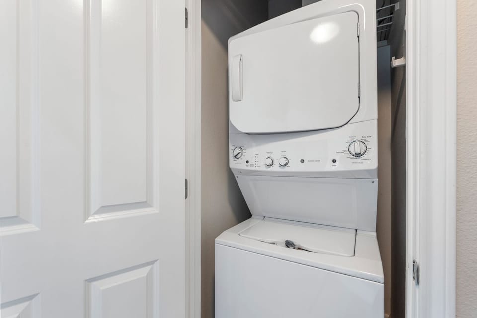 Washer & Dryer