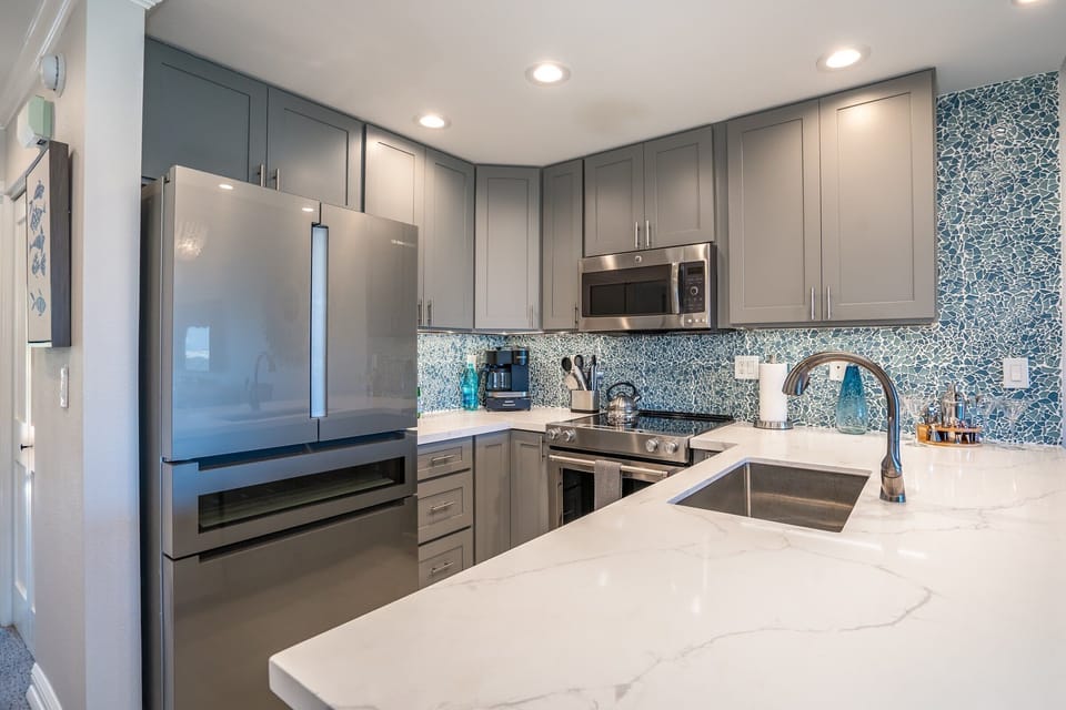 Upscale Appliances & Amenities