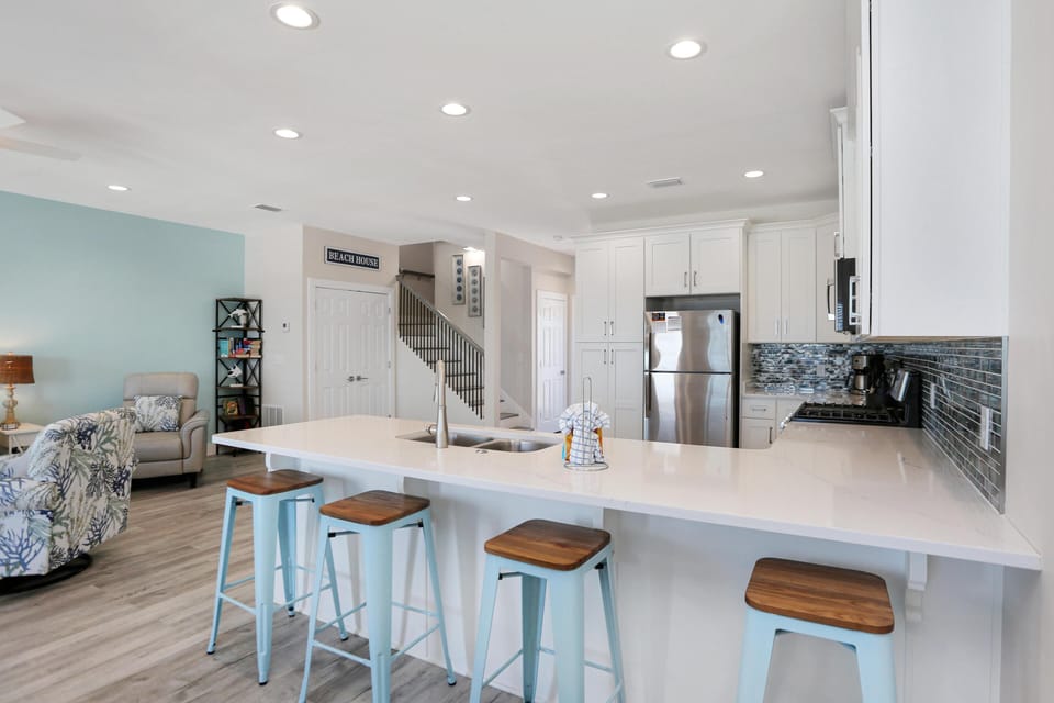 House, Multiple Beds (Beach Fantasies B) | Interior