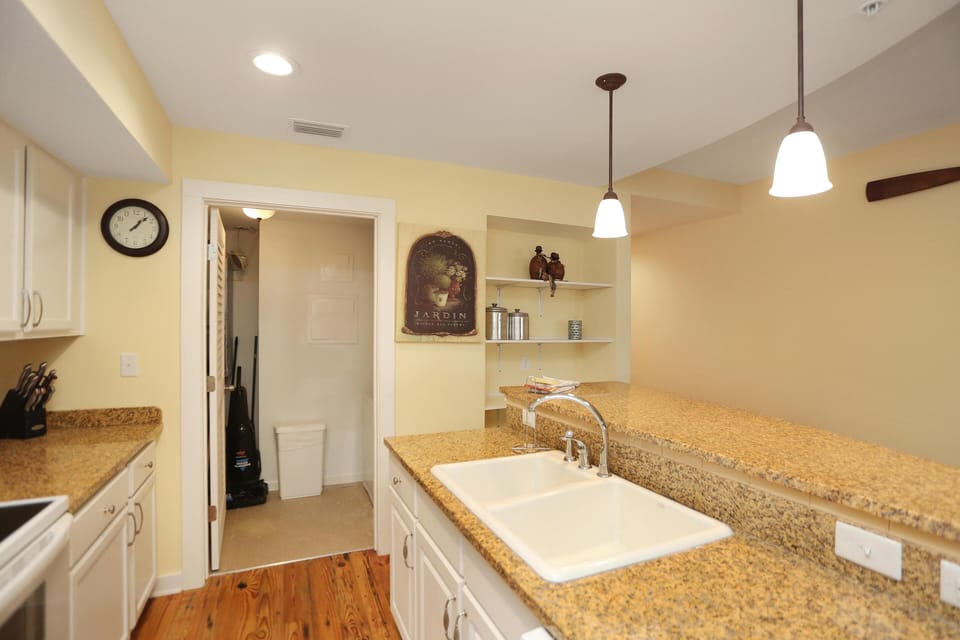 Condo, Multiple Beds (Club at Mexico Beach 2J) | Private kitchen | Oven, toaster