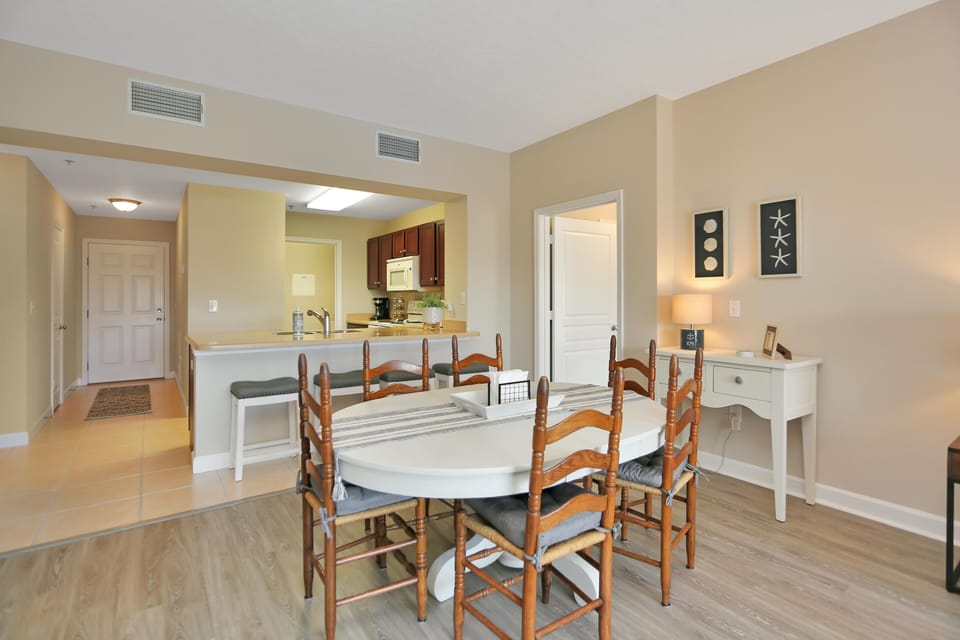 Condo, Multiple Beds (Waterside Village Condo 203) | Dining