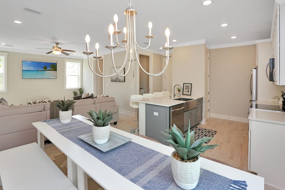 House, Multiple Beds (Just Beach Baby) | Interior